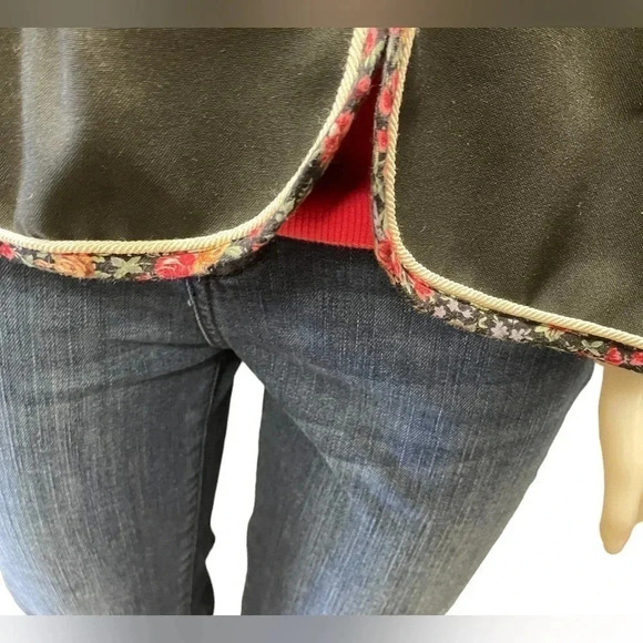 Vintage Euro Mode Floral Trim Button Blazer  Size 12 - Picture 6 of 11